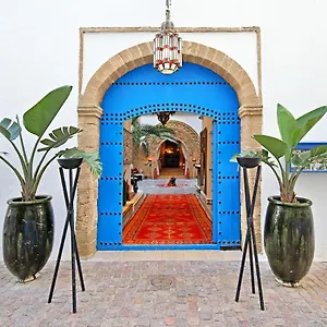 Dar L'oussia & رياد